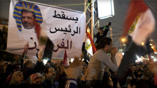 希拉里呼吁埃及进行公开透明对话化解冲突