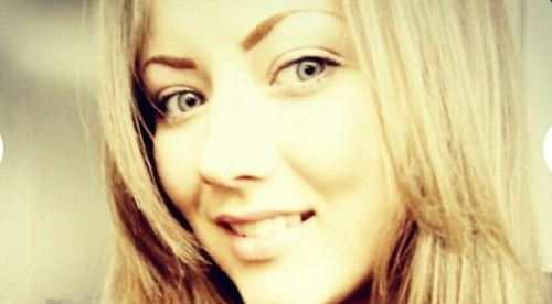 俄一美少女“承诺”裸奔街头迅速蹿红网络(图)