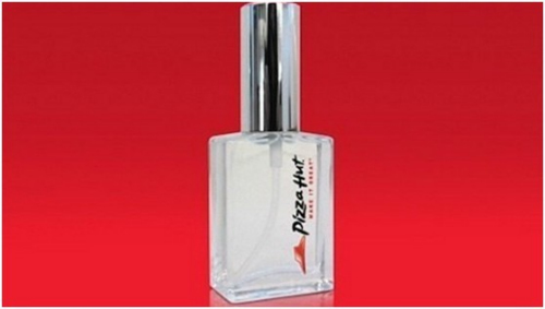 加拿大快餐店向网民粉丝赠“披萨味”香水(图)