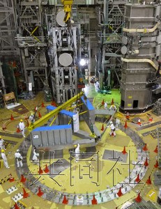 �ձ���ʼ��װ�˾۱�ʵ��װ����ȡ2019��Ͷ����ת