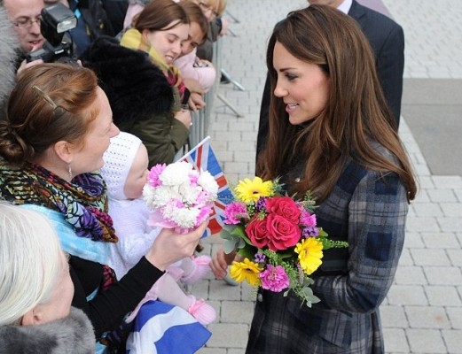 �������ӷ򸾷��ո�����ɰ�С������ǣ�ͼ����3��