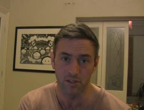 为工作体验流浪汉生活英国帅哥冻死街头(图)