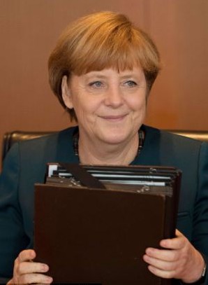 ����˹��������Ů��Ȩ�ư�Ĭ�˶���������Ƕ�