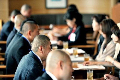 �ձ�Ů�����żޡ����С��������ֵ��������ͼ��