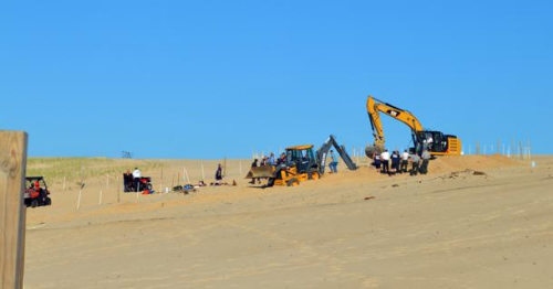 6����ͯ�������3�׸�ɳ����Сʱ�漣�Ҵ棨ͼ��