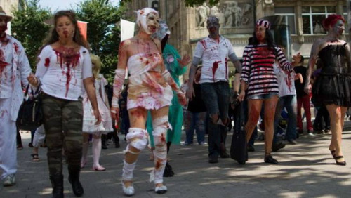 �¹����С���ʬ���ߡ������ʬ�����н�ͷ