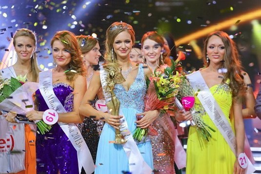 �׶���˹ѡ���ھ���������ҹ�꼤����������