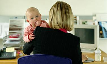 ������ʾԽ��Խ��Ӣ��Ů�Գ�Ϊ��ͥ��Ҫ׬Ǯ��