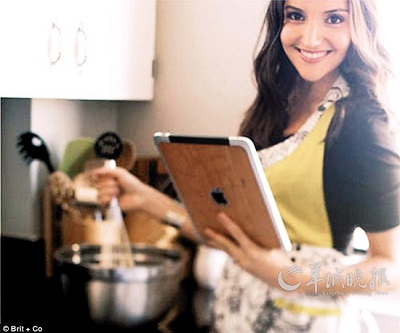 ������•Ī�֣�����ʱ�е����ּ���Ů����ͼ��