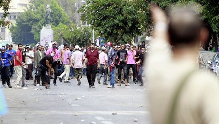 �����׶����г�ͻ����1����������11������