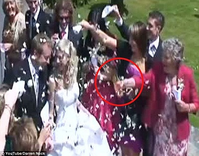 ��Ů������̷���Ϳ���ü�β���������ͼ��