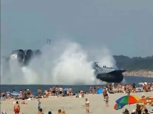 �����������պ�̲ͻ�ֵ�½�����ܶȼ��οͣ�ͼ��