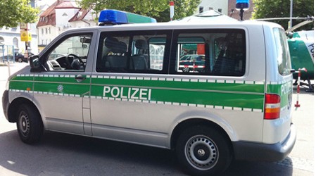 �¹�һ�͹ݷ���ǹ����ǹ����ɱ2�˺���ɱ��ͼ��