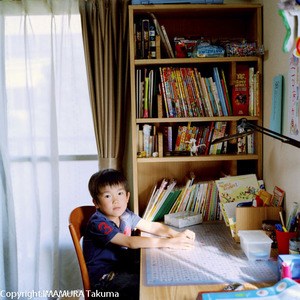 ���Ծ������ն�ͯͼƬչ�ٽ�˼��������ϵ����ͼ��