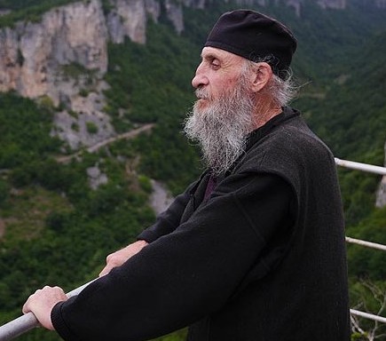 ��³����һ������ɮ�¶�����36�׸���ʯ����ͼ��