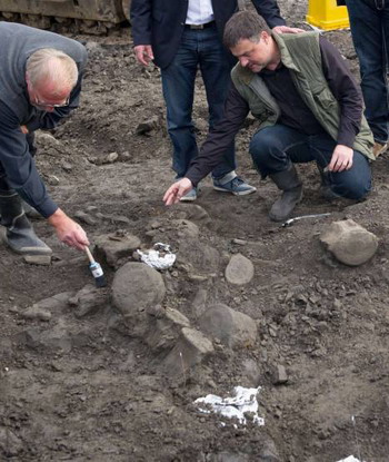 �¹��󳡷��־��1100����ž��㻯ʯ��ͼ��