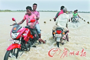 ӡ����̨��Ϯ������14������80����ת��