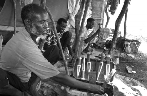 ���������ﺣ����λ���𾭼���׬�߶�����ѣ�2��