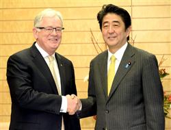 ���������ó�ײ�����ϣ����һ����ǿ�հĹ�ϵ