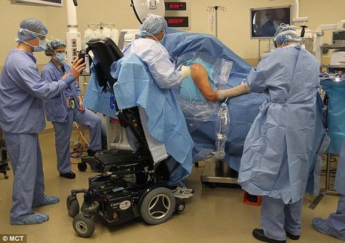 ����ҽ������̱�����¸ڿ�վ��������������ͼ��