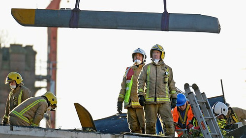 �ո��������ֱ����׹���¹���������Ա����ͼ����2��