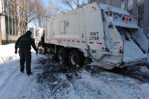 ŦԼ10��Ԥ�ƽ�ѩ10���׵��ֳ�����ѩ���γ�