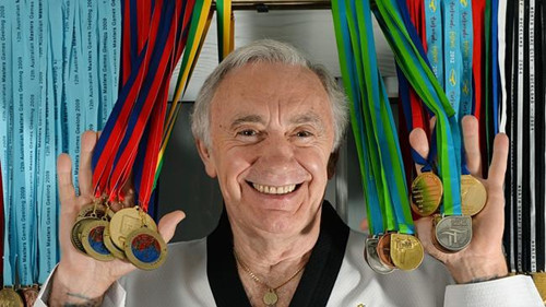 72��������Ӳμ���ȭ�������¶�10��ͼ��