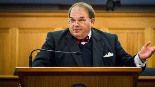 ���������������þ������ּ�����ĿΥ�ܵ�һ��