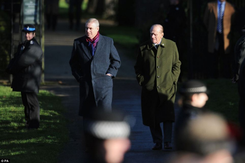 ӢŮ��ȫ��ʥ���μӽ������С����δ��ϯ��ͼ����3��