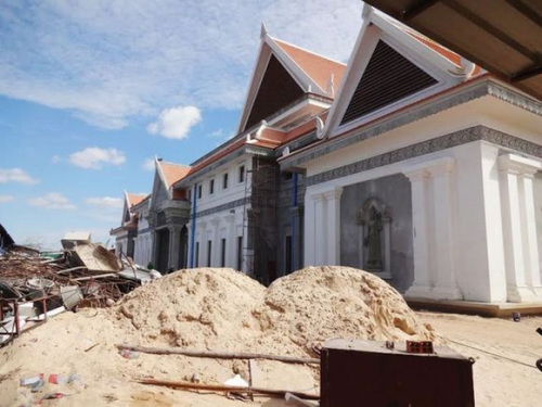 ��ý�Ƴ��ڼ���կ����ʽ����Ͳ������׬ȡ���