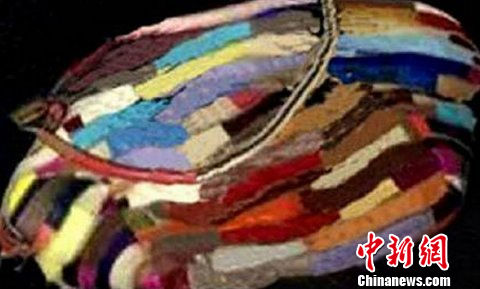 20�귨��Ů��ѧ���ڰµ�������