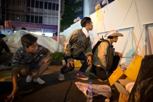 ̩��������ͷ����˺��������ζ����޺ͽ⼣��