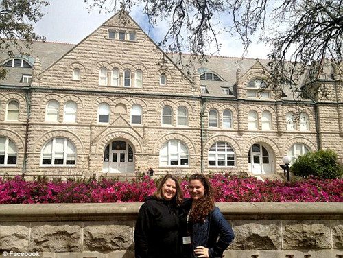 ��ͬѧ��������ʵͬ����ĸ����Ϊ�辫�ߣ�ͼ����2��