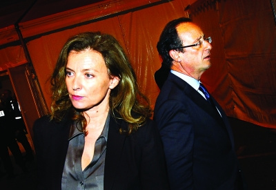 ���ذ��ʵ�ǰŮ��������������Ϊ��ĸ�ϻ���ͼ��