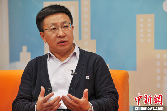 ר�ң�����ʵ��������ģ��װ��ͻ�����Բ���