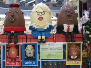 �Ϸ��̼��ơ���ѡ��Ф�񡱲ʵ�����ͯ����ͶƱ