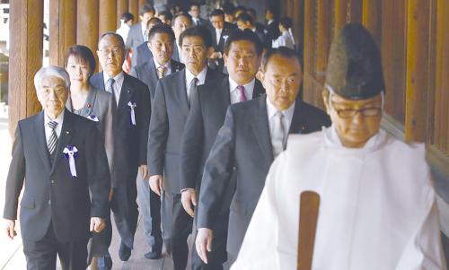 ��ý������������С檡��ΰ�ϵ������ʹ��ɫ