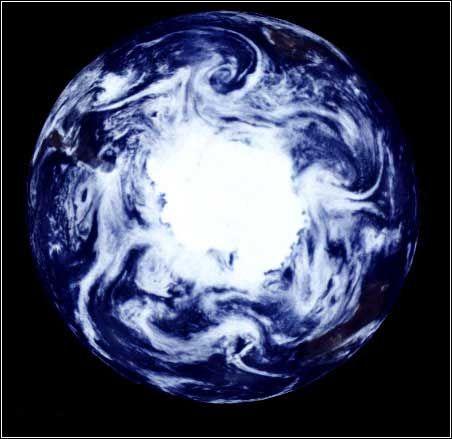 �ϼ������ڻ��õ��򡰳��׿顱��ı���ת�ٶ�