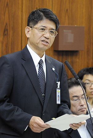 日本新内阁法制局长国会答辩被指和安倍唱反调