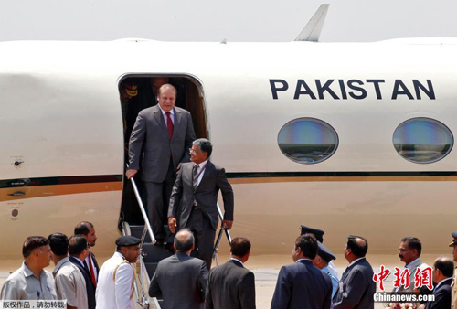 �ͻ�˹̹������ӡ�Ȳμ�Ī�����ľ���������ʽ