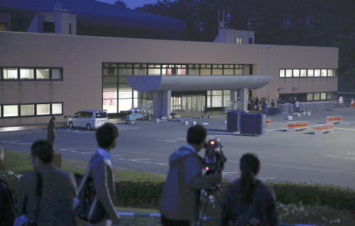 AKB48��Ա��Ϯ�з�˿�����ơ����������ۡ���ͼ��