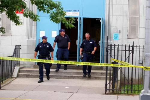 美一学校员工饭盒内现假手榴弹师生撤离