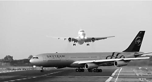 �������������ǻ����𽵺����շ�����ײ�¹ʣ�ͼ��