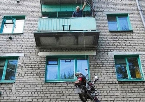 Ħ�г��������У������ӽ���������¥���⣨ͼ��