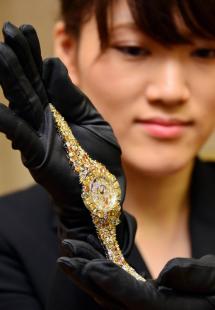 �ݻ������225ö��ʯ��39��������4����Ԫ��ͼ��