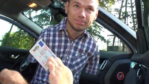 ����ά�ǲм����ӽ���˫�ųɹ�ȡ�ü��գ�ͼ��