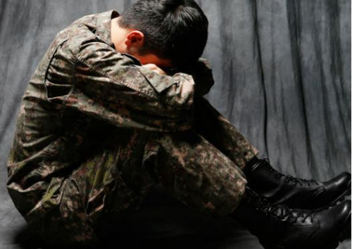 ���ĸ�ʿ���ּ������پ��б�����Ц��̫���桱