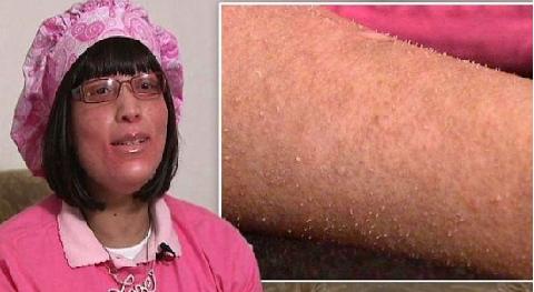 ����һŮ�������ֲ���Ƥ���ϲ�����ë��ָ�ף�ͼ��