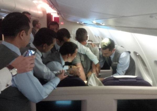 �׶��г��������ع����������Ⱦ����³˿ͣ�ͼ��