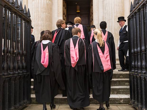 调查显示英国剑桥大学成全球就业前景最好高校